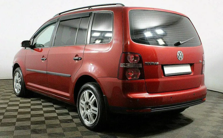 Volkswagen Touran 1.4 Робот
