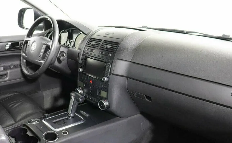 Volkswagen Touareg 3.0 Автомат