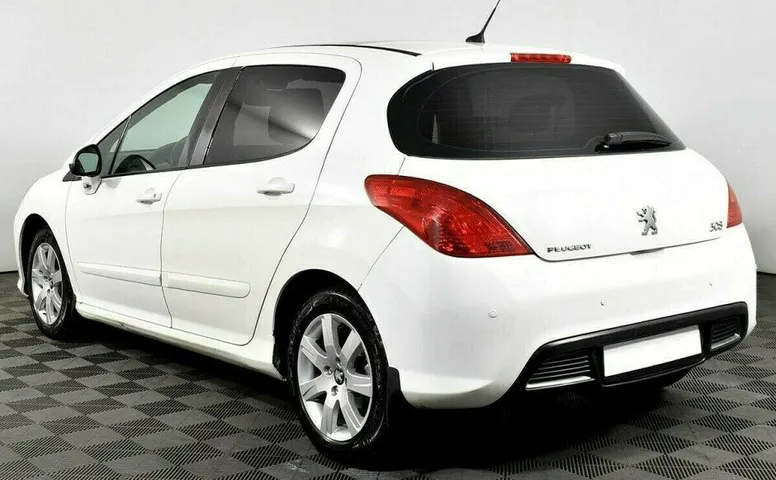 Peugeot 308 1.6 Автомат