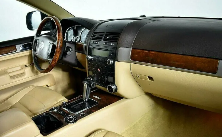 Volkswagen Touareg 3.0 Автомат