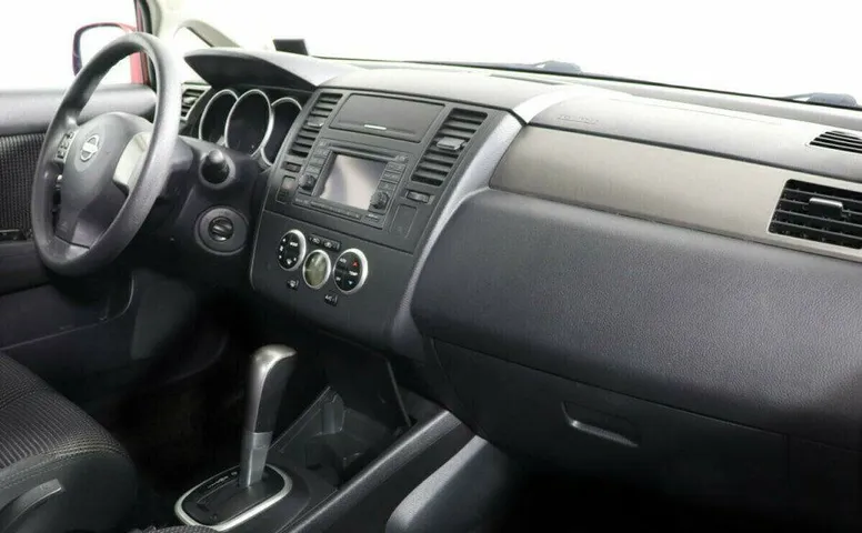 Nissan Tiida 1.6 Автомат