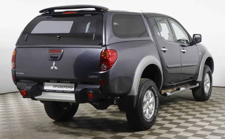 Mitsubishi L200