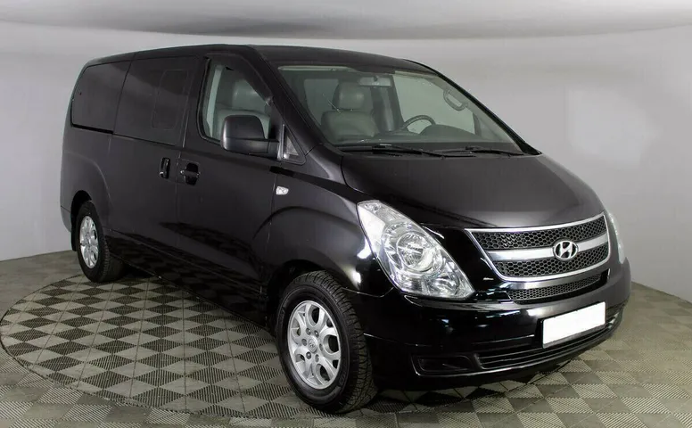 Hyundai Grand Starex I