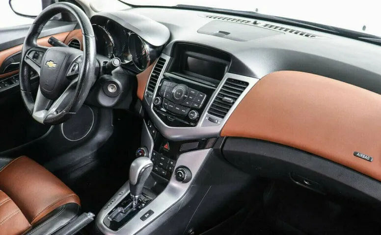 Chevrolet Cruze 1.8 Автомат