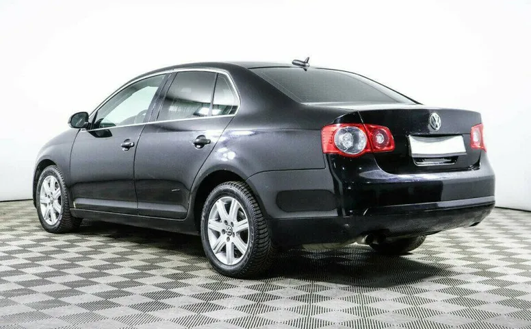 Volkswagen Jetta 2.5 Механика