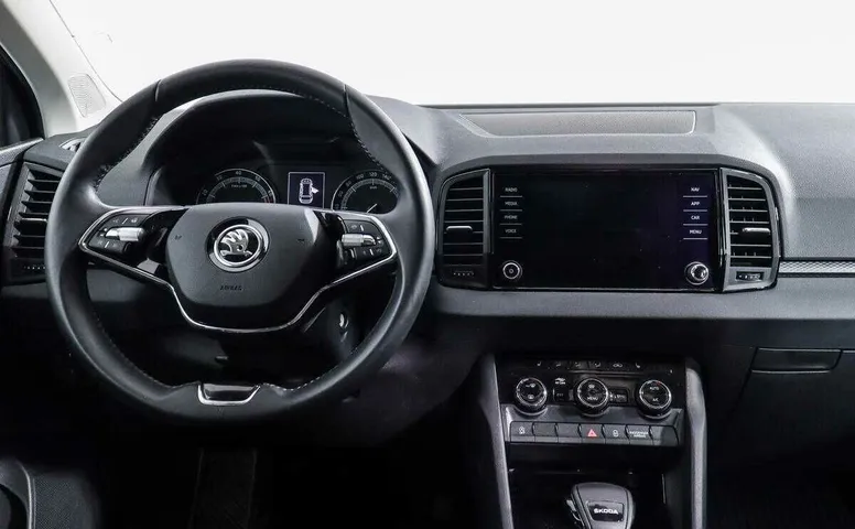 Skoda karoq мкпп 2021 с пробегом 16 490 км