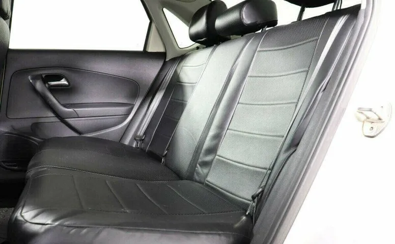Volkswagen Polo 1.6 Автомат