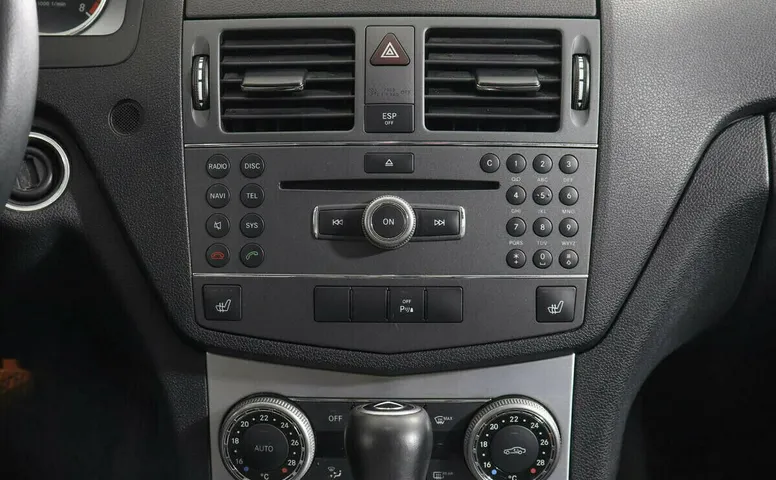 Mercedes-Benz C-Класс III (W204)