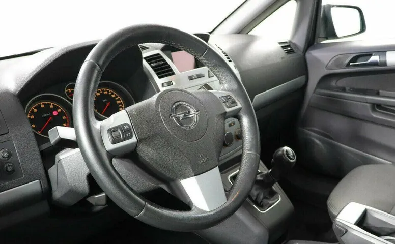 Opel Zafira 1.8 Механика
