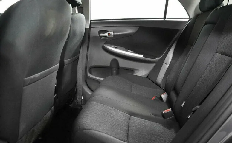Toyota Corolla 1.6 Робот