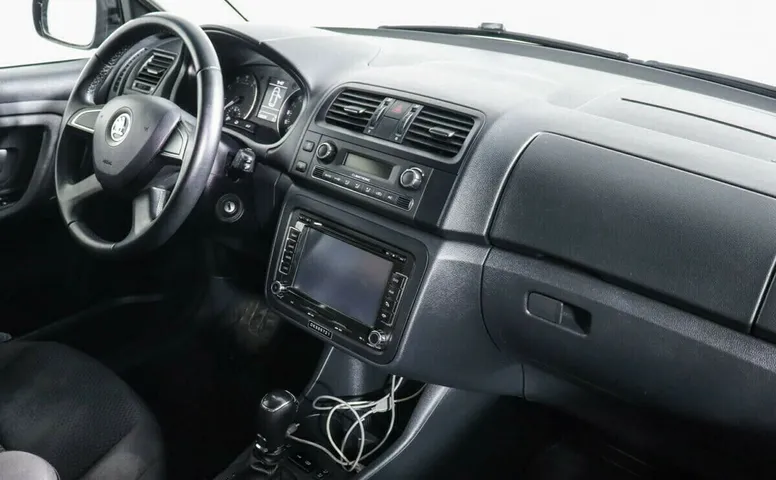 Skoda Fabia II Рестайлинг