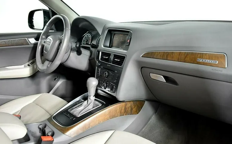Audi Q5 I (8R)