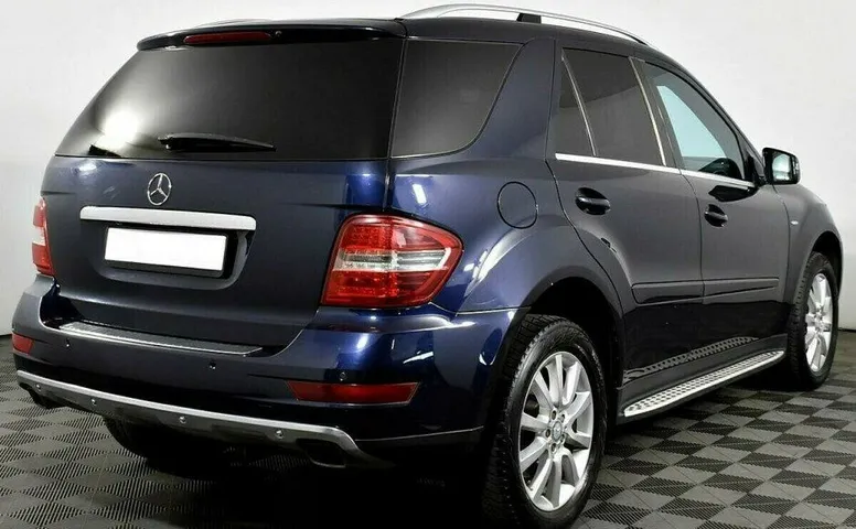 Mercedes-Benz M-Класс 3.5 Автомат