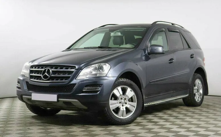 Mercedes-Benz M-Класс 3.0 Автомат