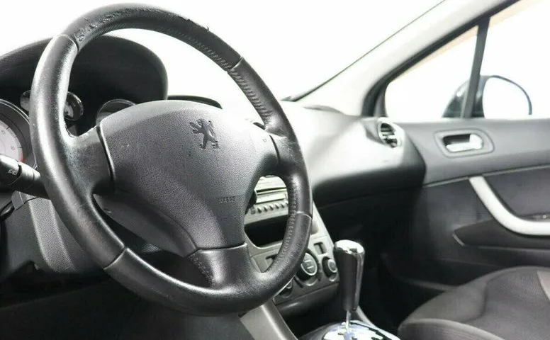 Peugeot 308 1.6 Автомат