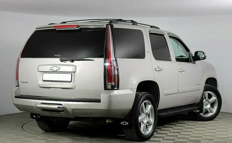 Chevrolet Tahoe 5.3 Автомат