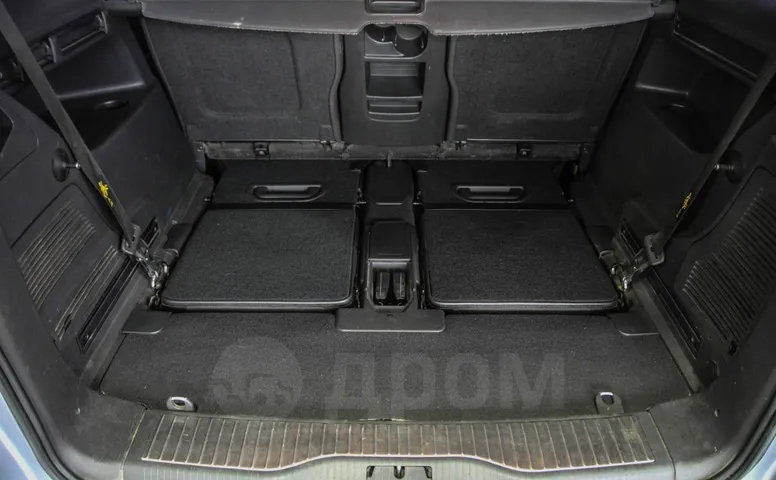Opel Zafira, 2 поколение