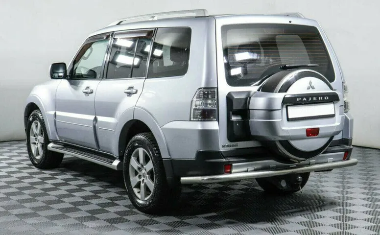 Mitsubishi Pajero 3.2 Автомат
