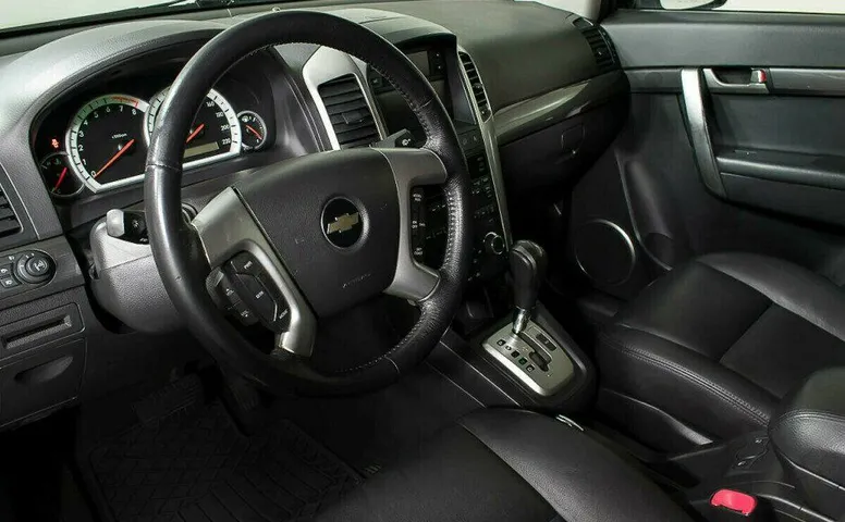 Chevrolet Captiva 3.2 Автомат