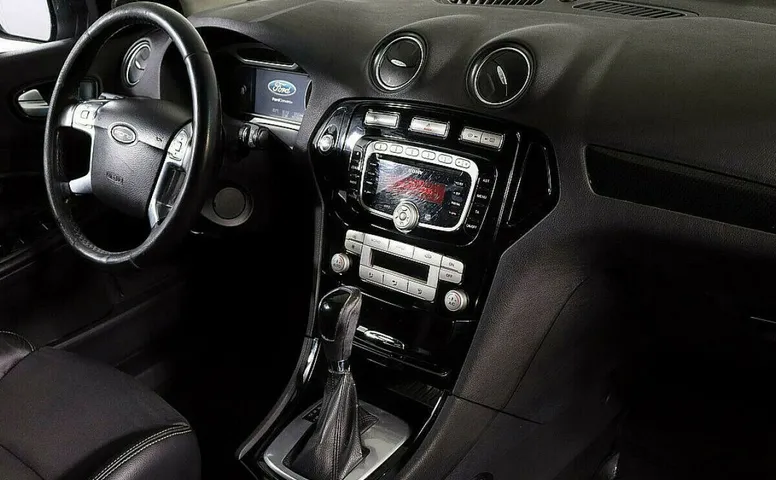 Ford Mondeo IV