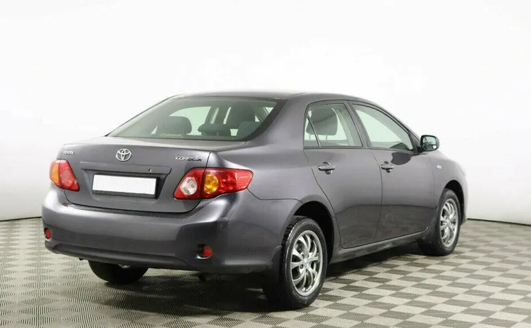 Toyota Corolla 1.6 Робот