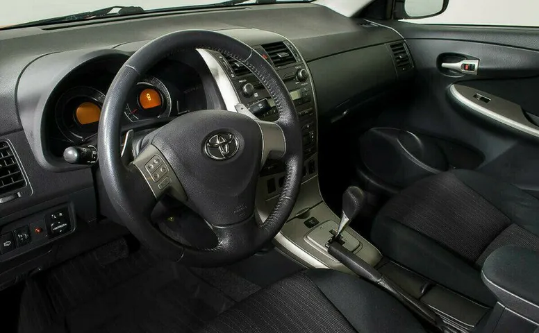 Toyota Corolla 1.6 Робот