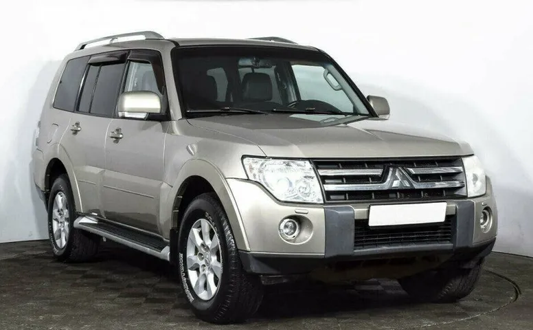 Mitsubishi Pajero 3.2 Автомат