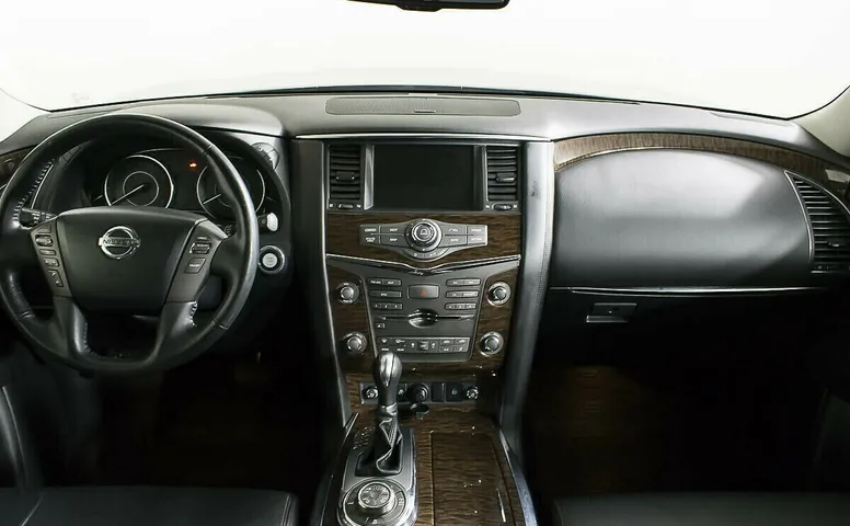 Nissan Patrol VI (Y62)
