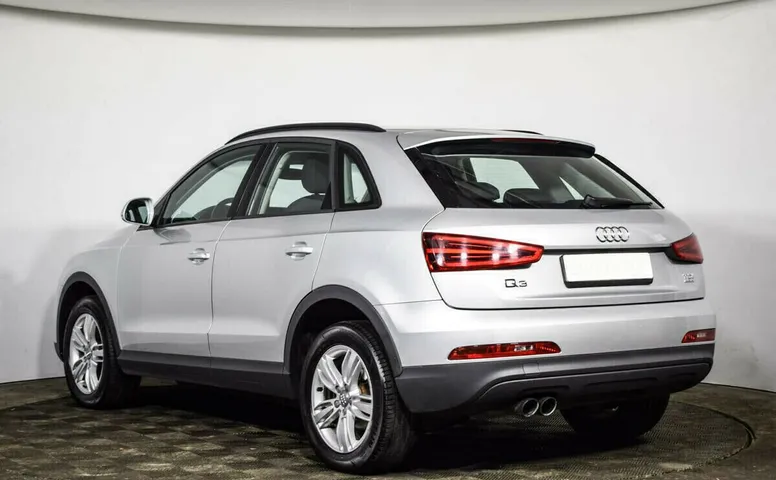 Audi Q3 I (8U)