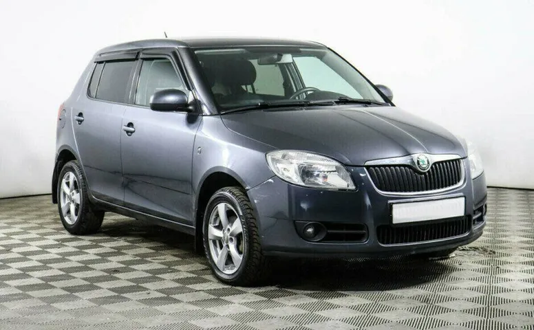 Skoda Fabia 1.6 Автомат