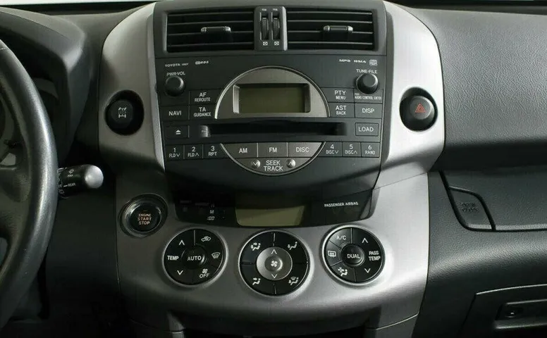Toyota RAV4 2.0 Автомат