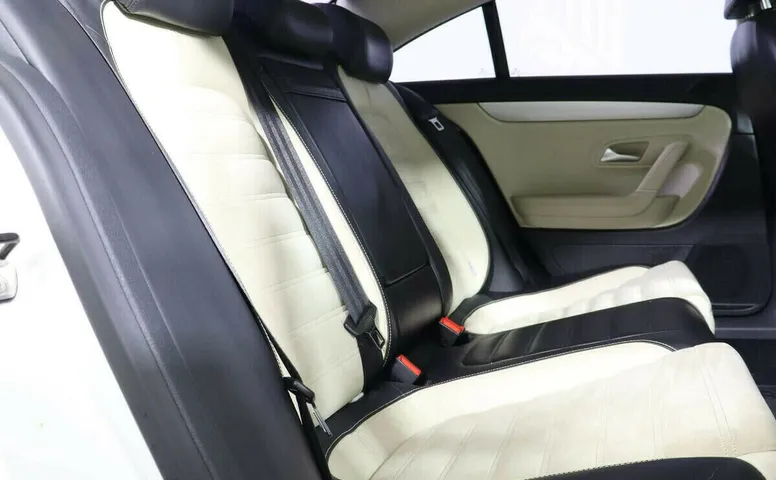 Volkswagen Passat CC I