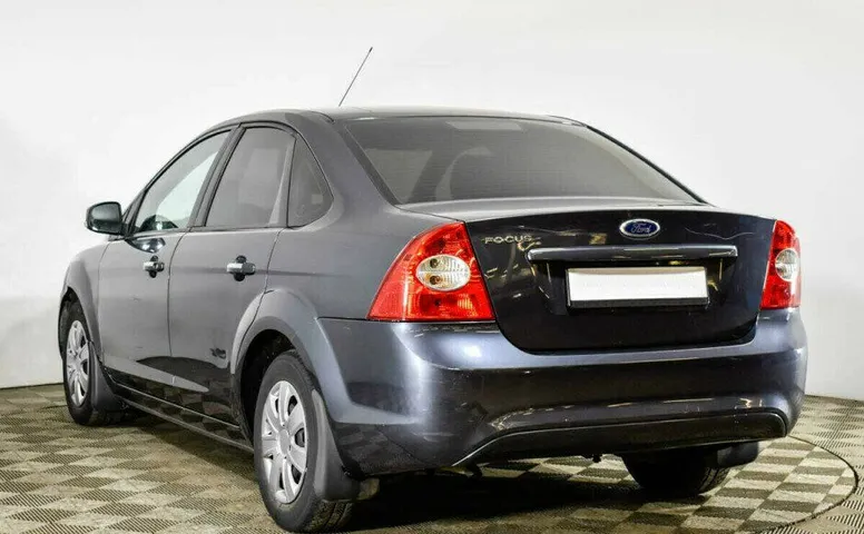 Ford Focus 1.6 Автомат