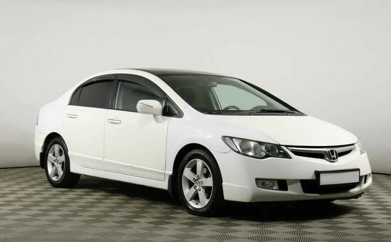 Honda Civic 1.8 Автомат