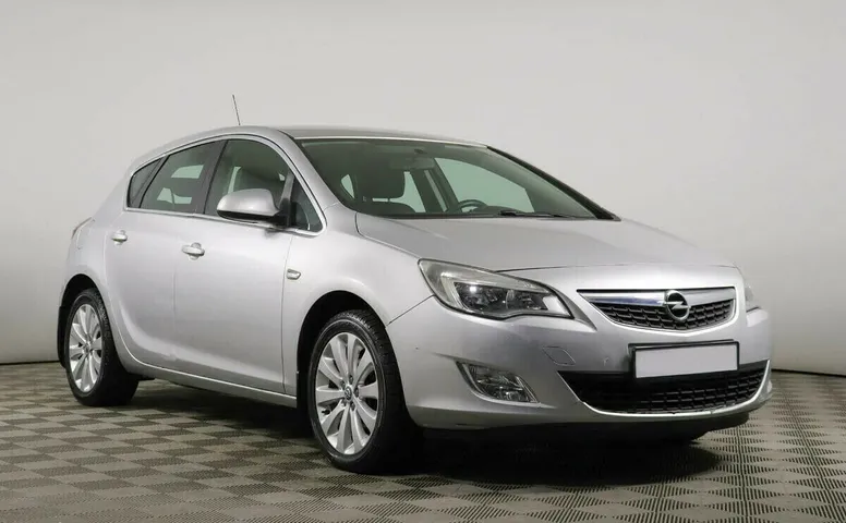 Opel Astra J