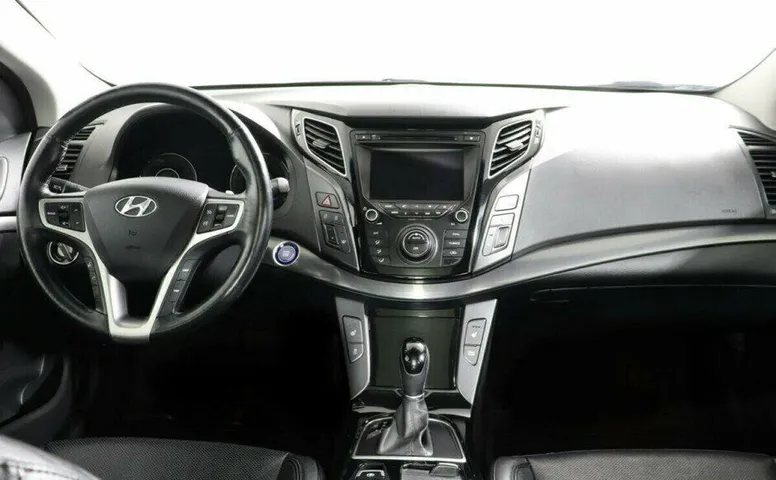 Hyundai i40 2.0 Автомат