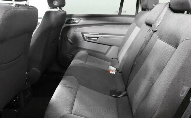 Opel Zafira 1.8 Робот