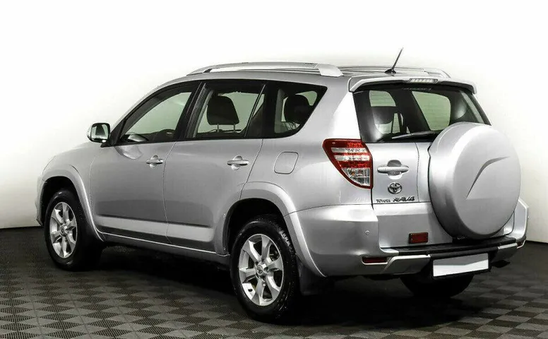 Toyota RAV4 2.4 Вариатор