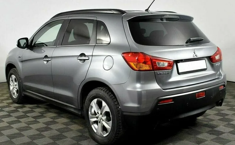 Mitsubishi ASX 1.8 Вариатор
