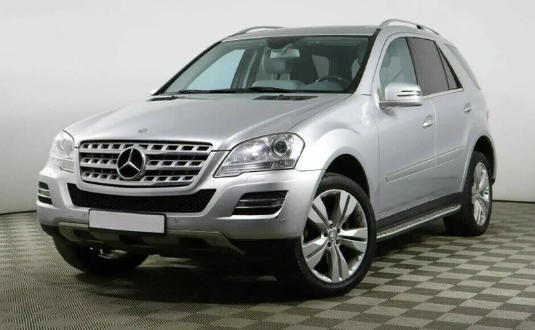 Mercedes-Benz M-Класс 3.0 Автомат