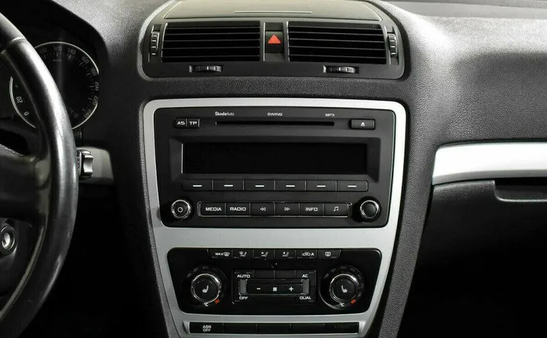 Skoda Octavia 1.6 Автомат