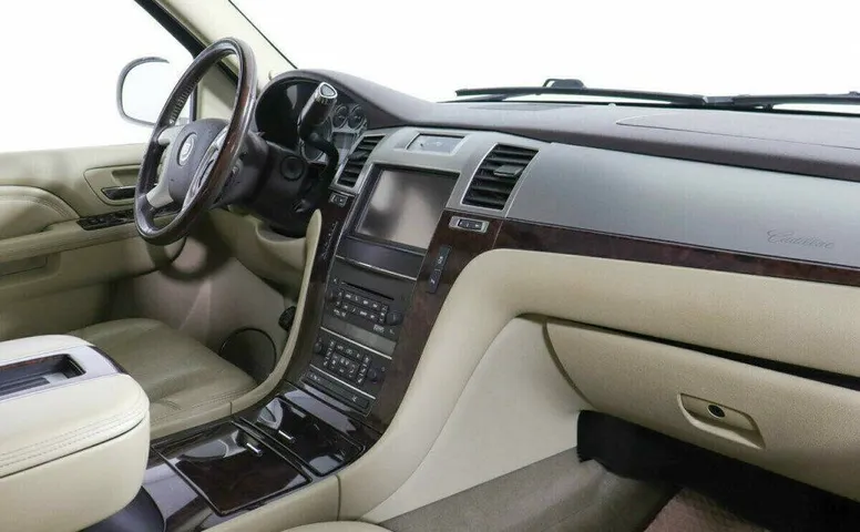 Cadillac Escalade 6.2 Автомат