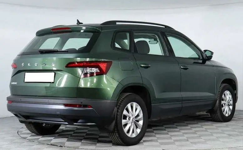 Skoda karoq мкпп 2021 с пробегом 11 640 км