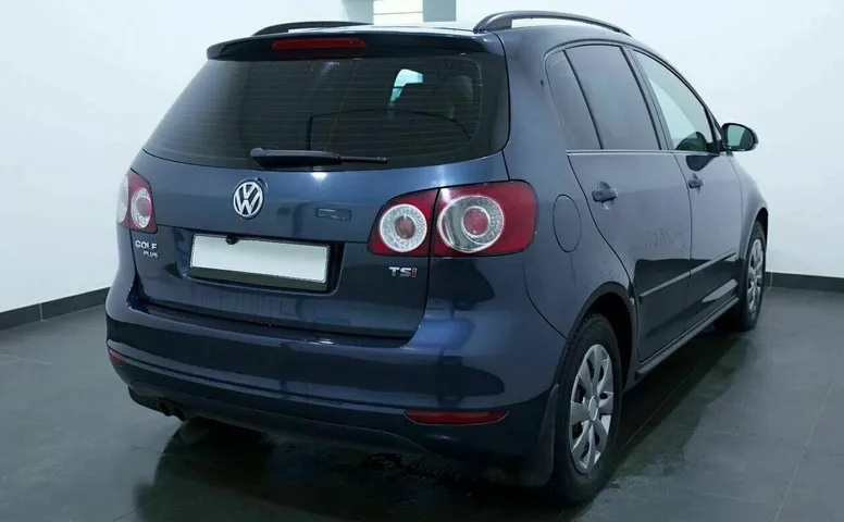 Volkswagen golf plus