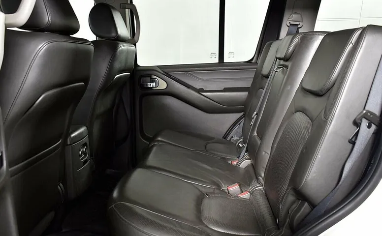 Nissan Pathfinder III