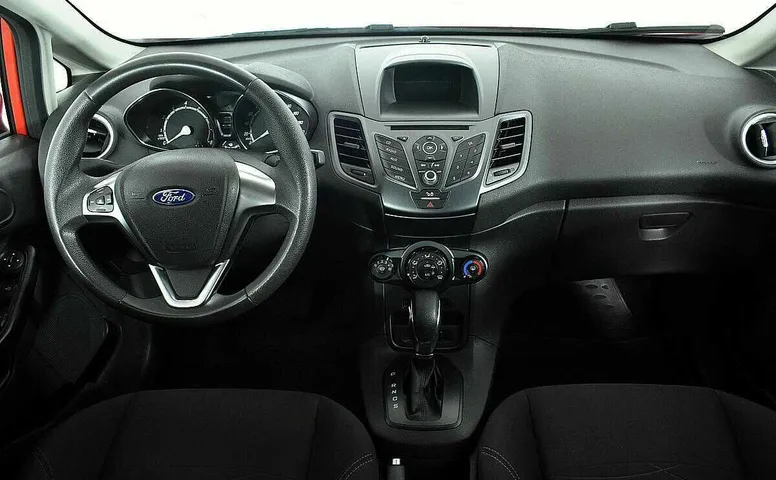 Ford fiesta робот 2016 с пробегом 70 853 км
