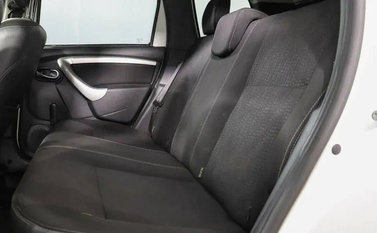 Nissan Terrano III (D10)