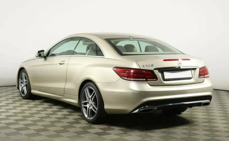 Mercedes-Benz E-Класс 2.0 Автомат