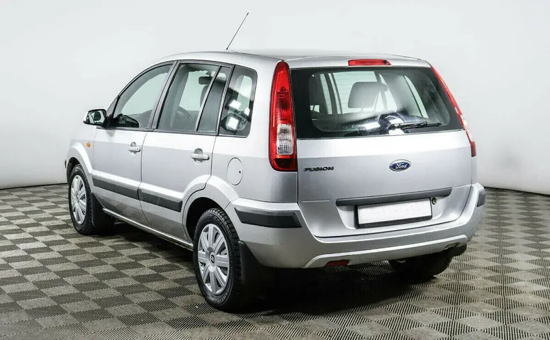 Ford Fusion I Рестайлинг