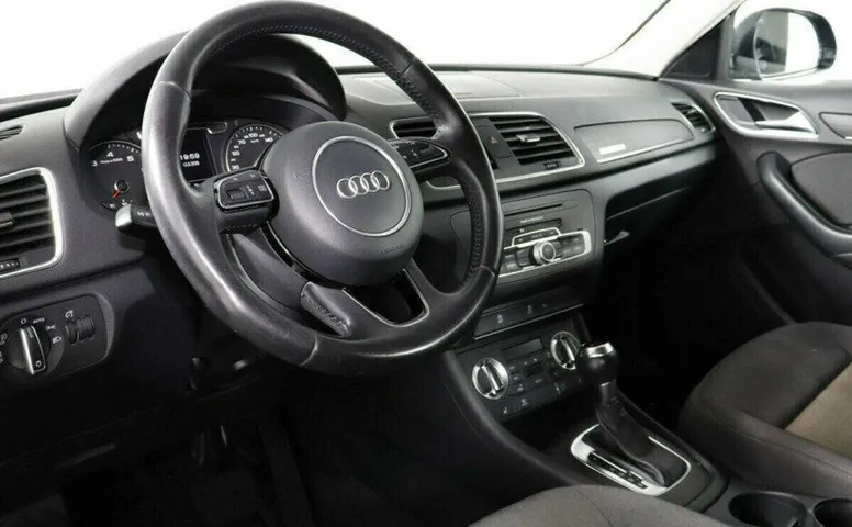 Audi Q3 2.0 Робот